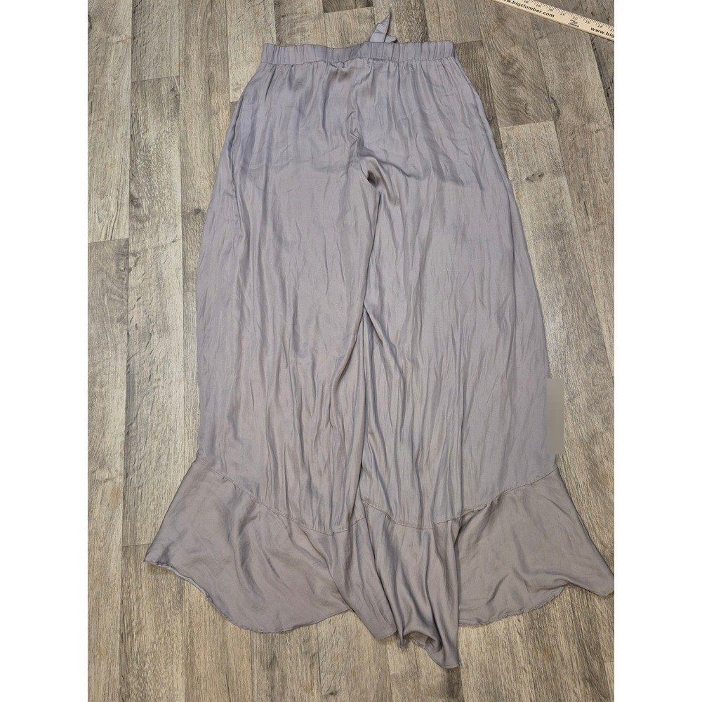 Elegant Women's Gray Wide-Leg Pants - Picture 6 of 8